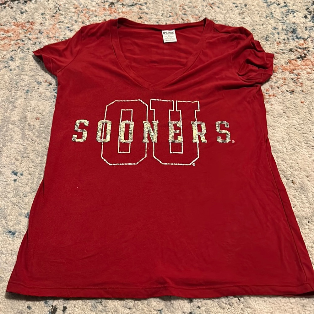 PINK VS OU Sooners Shirt Size Medium